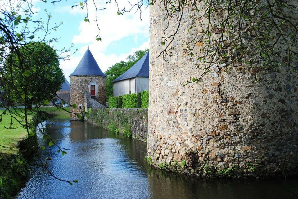 Logis De La Helberdiere Cosse-en-Champagne ภายนอก รูปภาพ