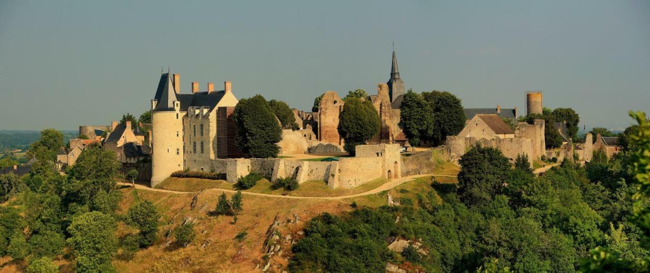 Logis De La Helberdiere Cosse-en-Champagne ภายนอก รูปภาพ